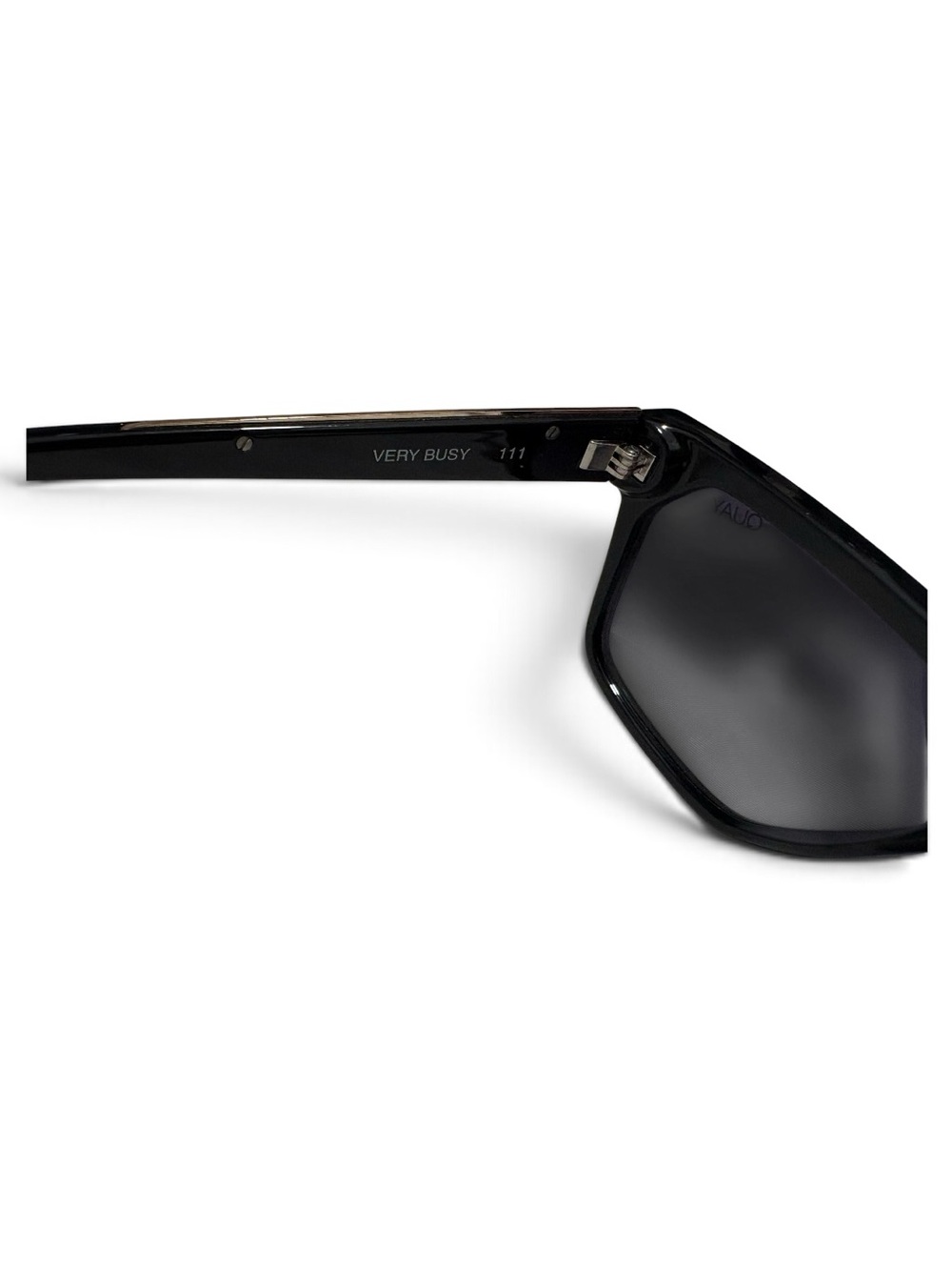 Quay Australia Very Busy Oversized Sunglasses in Black with Gold Chain Accent - Picture 7 of 10